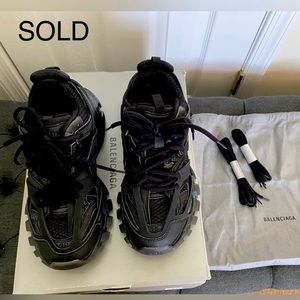 🛑SOLD🛑 Authentic Balenciaga Track Clear Sole Sneaker